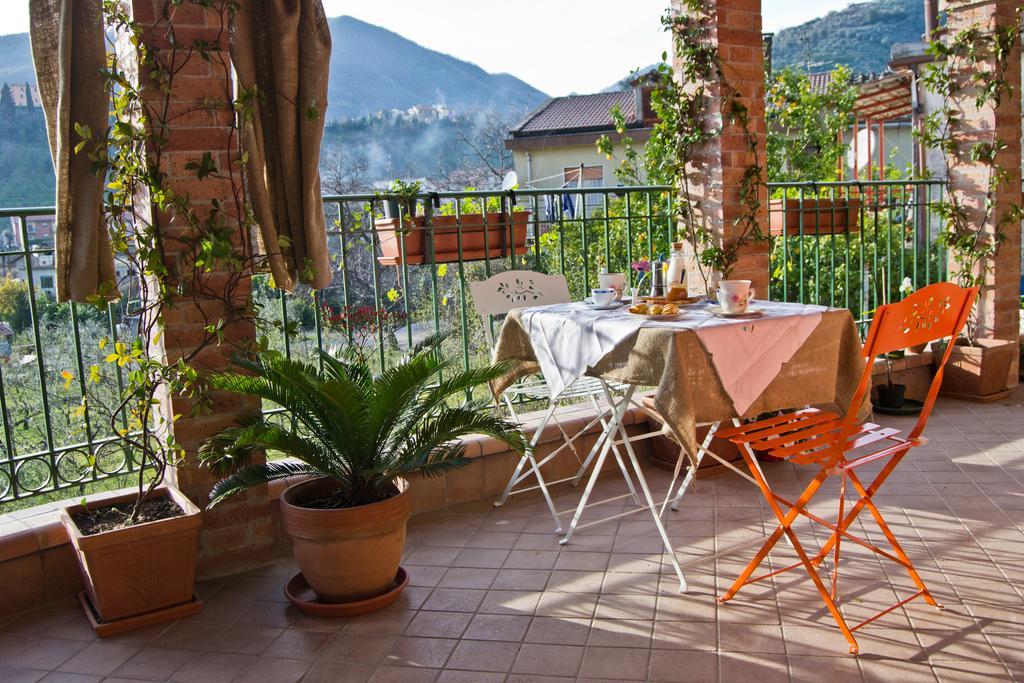 Hotel La Piccola Casa Del Cinema Giffoni Valle Piana Exterior foto